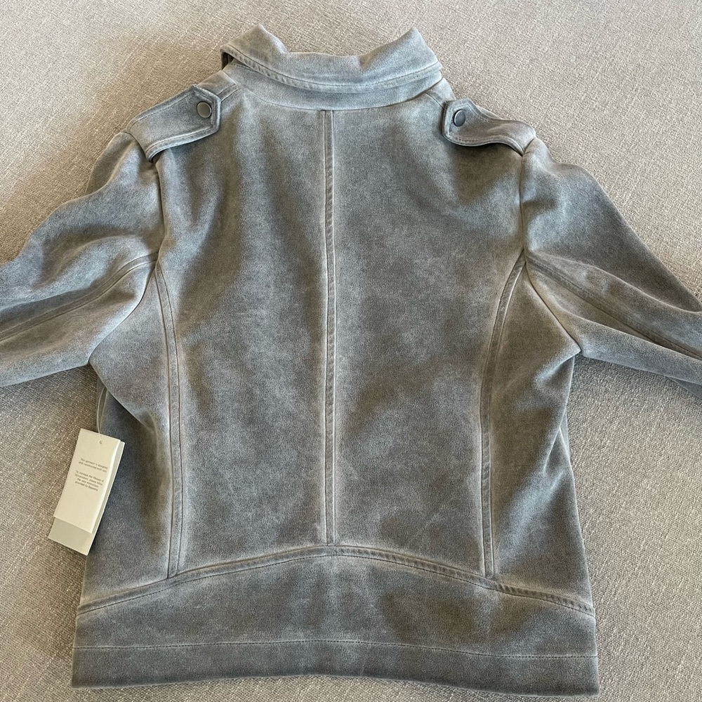 Grey Jacket - Picture 4 of 6